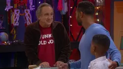 Lay Lay dans la place S01E08 Dylan dans la place