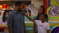 Lay Lay dans la place  S01E11 De la place pour Lay Lay