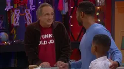 Lay Lay dans la place