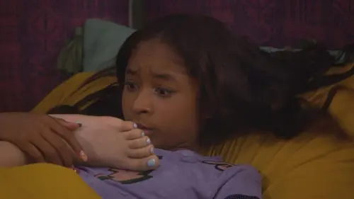 Lay Lay dans la place S01E11 De la place pour Lay Lay