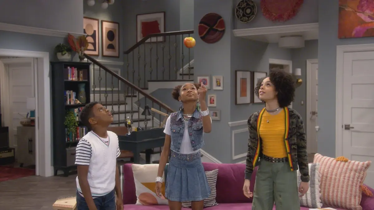 Lay Lay dans la place S02E01 On dirait un bug