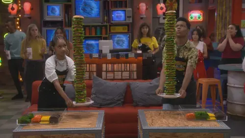 Lay Lay dans la place S02E03 Les Burger Games