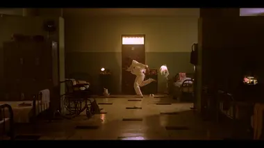 Le chanteur et le dictateur