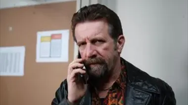 Le clan S01E05