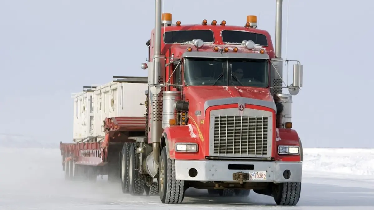 Le convoi de l'extrême : l'hiver de tous les…