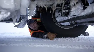 Le convoi de l'extrême : l'hiver de tous les dangers Routes mortelles