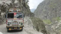 Le convoi de l'extrême : la route de l'Himalaya