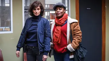 Le crime lui va si bien S01E01 Intime conviction