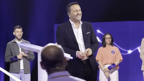 Le dernier cercle S01E01