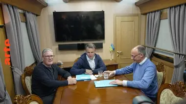 Macron : sous le mouchoir, le complotisme