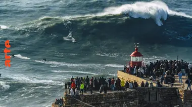 La vague mythique de Nazaré