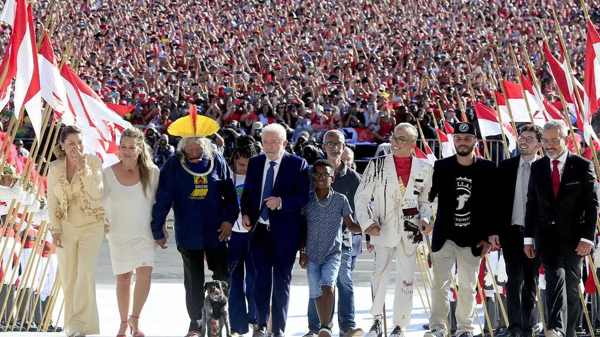 Le dessous des images United colors of Lula