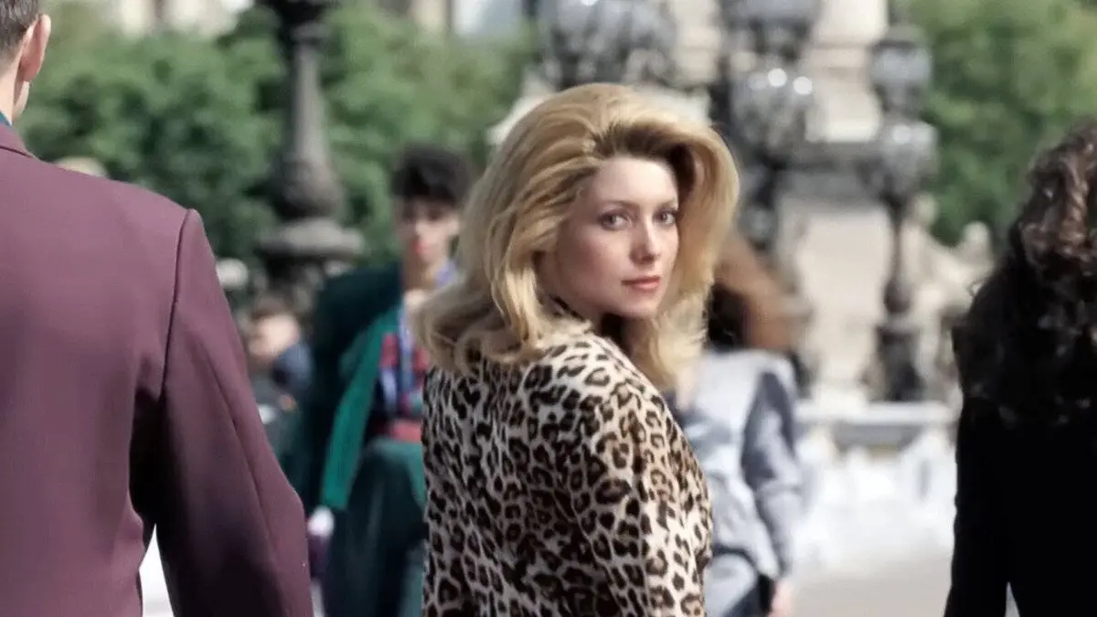 Le dessous des images Vraie pub, fausse Deneuve ?