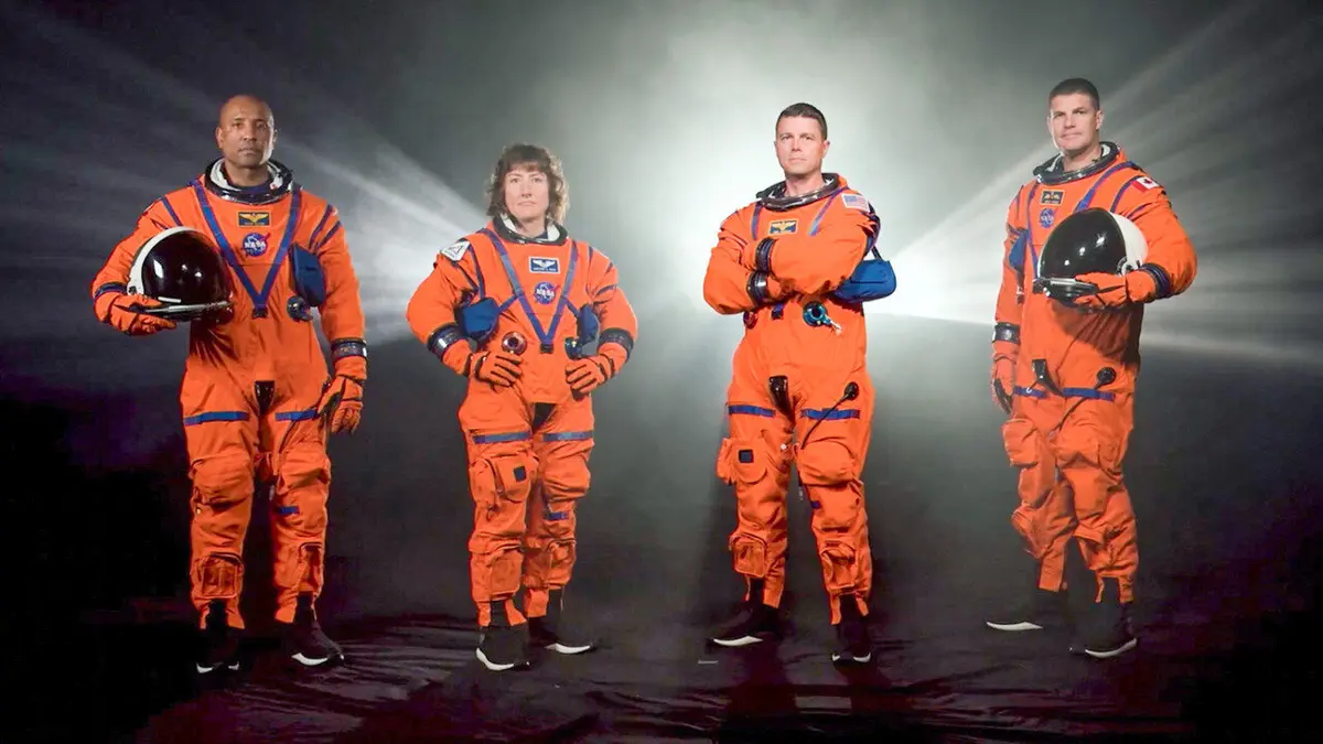 Le dessous des images NASA : la fabrique des héros