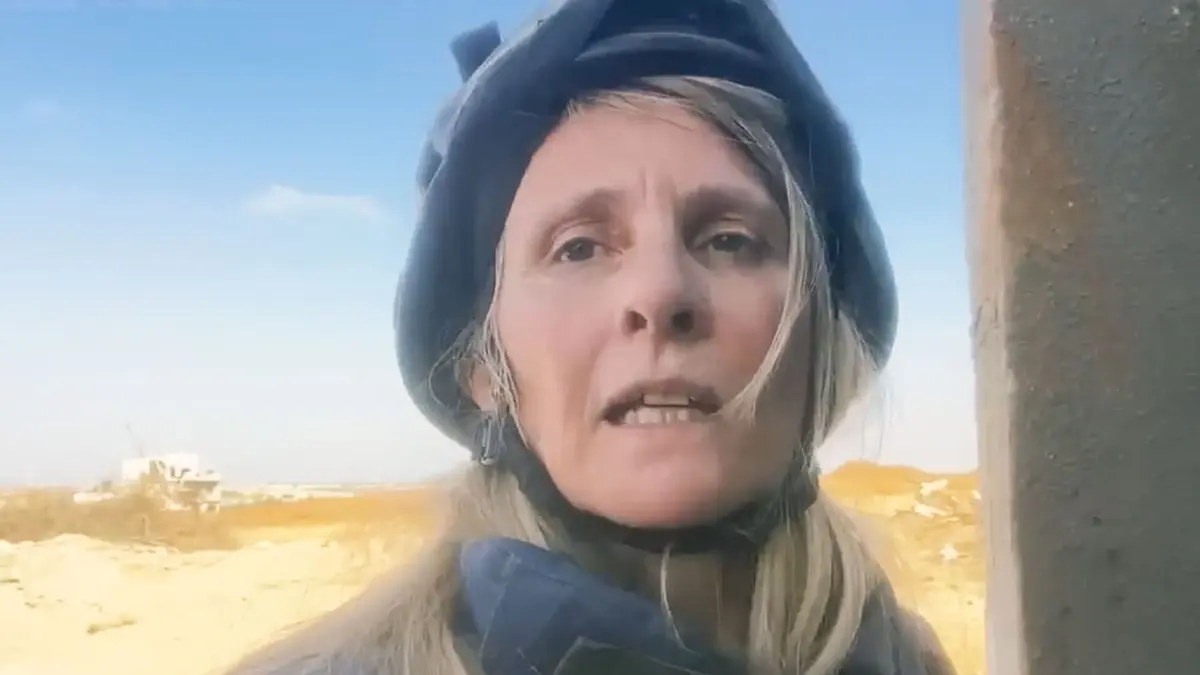 Le dessous des images Le dilemme du reporter de guerre "embarqué"