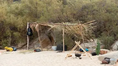 Le Flambeau : les aventuriers de Chupacabra S01E01