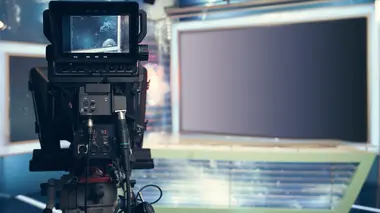 Le forum BFM TV Impôts, élus : la grande défiance ?