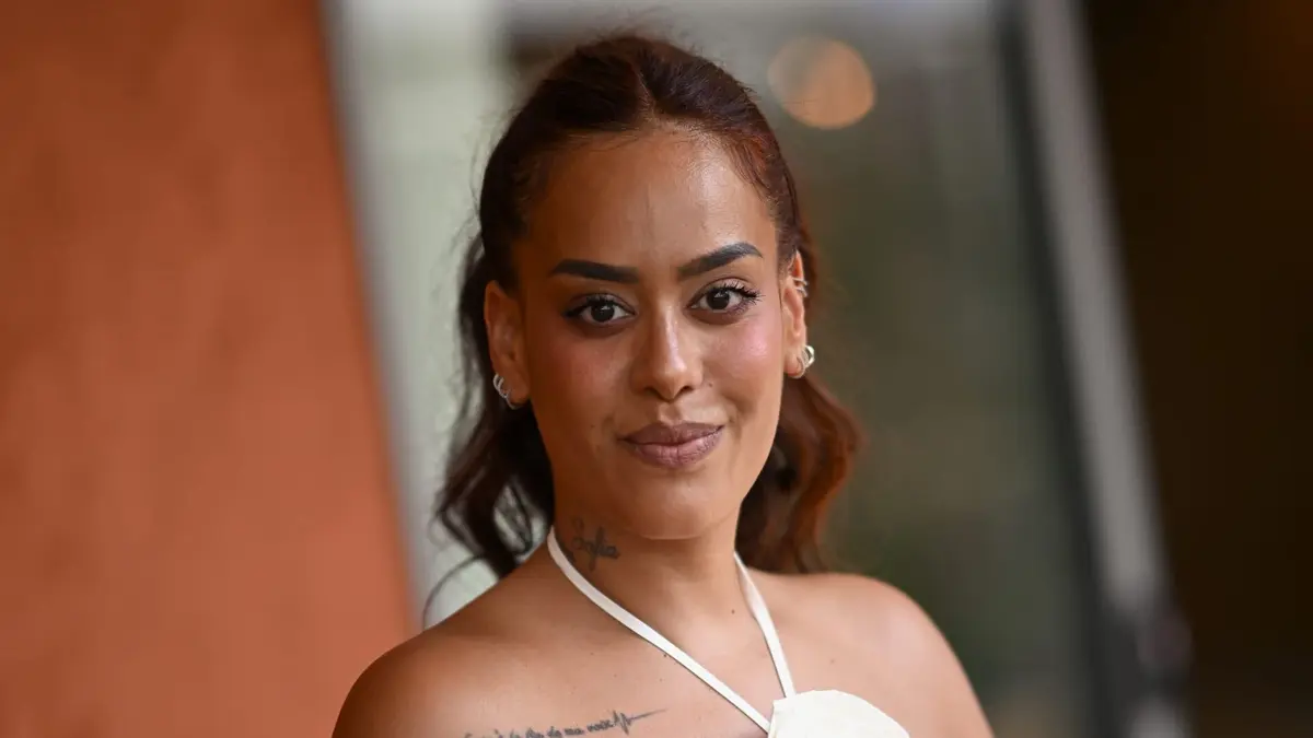 Le Grand Cactus Bernard Quintin, Madame Rigide et Amel Bent