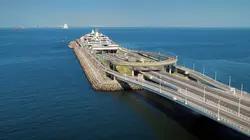 Le Japon entre ciel et terre