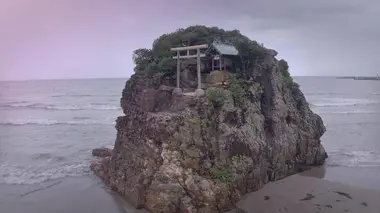 Le Japon vu du ciel S01E04 La terre des dieux