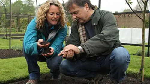 Le jardin des délices E01 Printemps