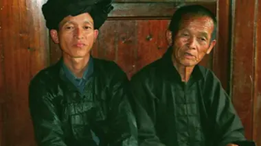 Le livre du ciel : les Miaos noirs, peuple oublié de Chine