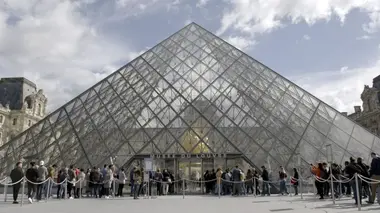 Le Louvre, un musée pharaonique