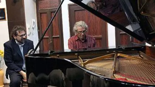 Casting Le maestro, à la recherche de la musique des camps