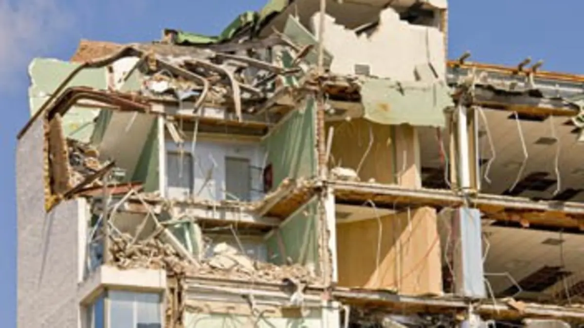 Le maître du désastre E02 Ecroulement