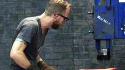 Le meilleur forgeron S02E08 L'épée viking