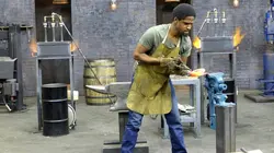 Le meilleur forgeron Le combat des champions : la claymore