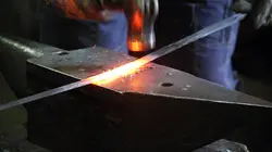 Le meilleur forgeron L'épée Boa-Zande