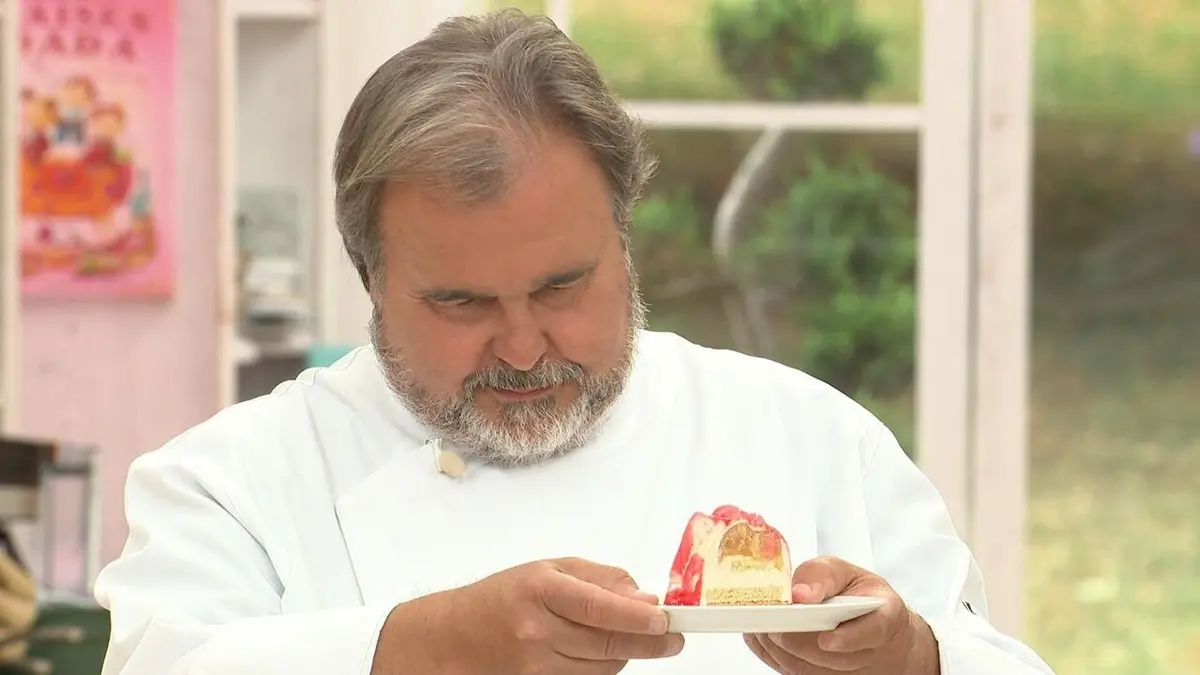 Le meilleur pâtissier S14E13 Demi-finale au coin du feu