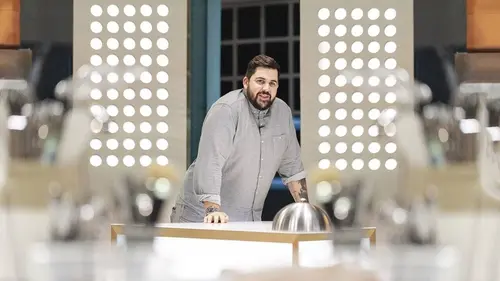 Le meilleur pâtissier : Les professionnels Episode 1