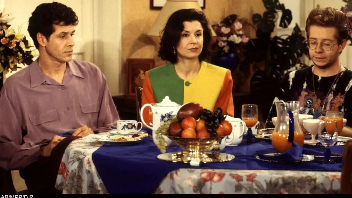 Le miel et les abeilles S01E15 Tel est pris