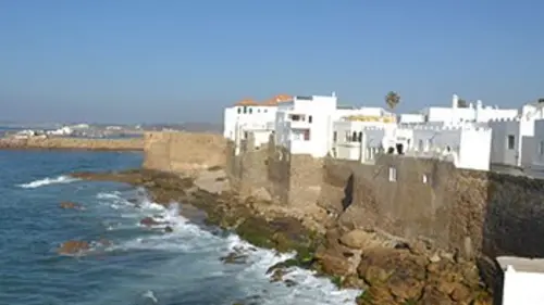 Le monde vu du train E11 Maroc