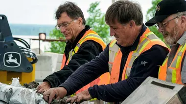 Le mystère d'Oak Island Charges lourdes