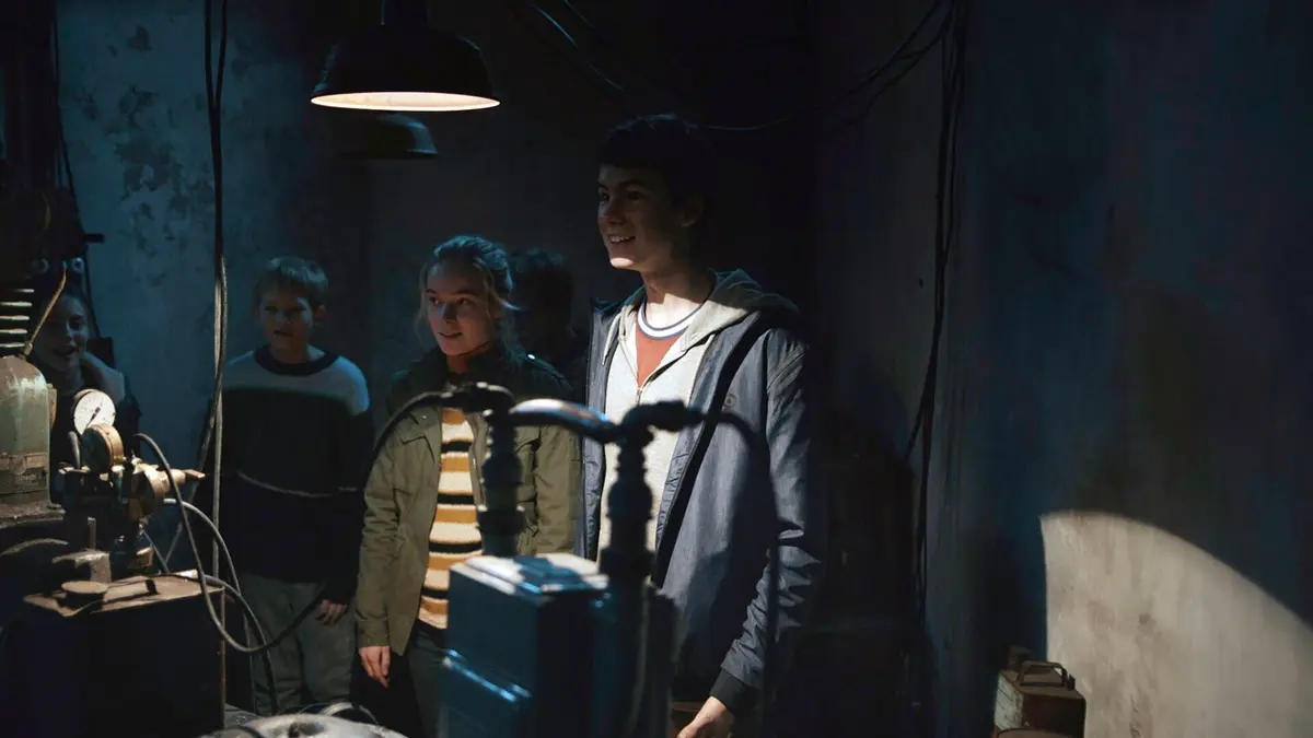 Le mystère de la Chambre d'ambre S01E03 Le bunker