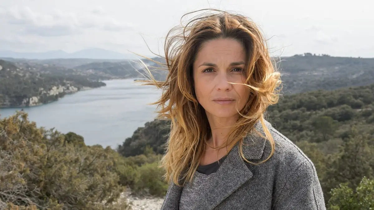 Le mystère du lac S01E04