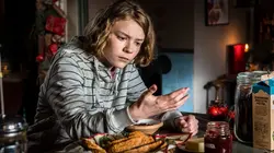 Le Noël de Walter S01E02 La métamorphe