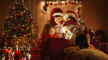 Le Noël extraordinaire des Français Ils font vivre à leurs enfants un Noël inoubliable !