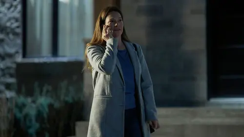 Le pacte S02E17 Rosalie, c'est ma copine