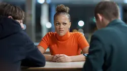 Le pacte S01E24 N'importe qui, mais pas elle !