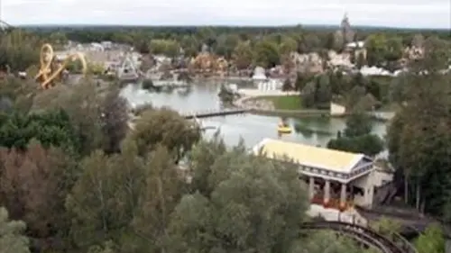 Le Parc Astérix, tout un monde
