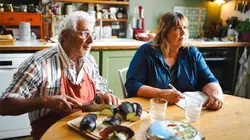 Le parfum du bonheur S01E01