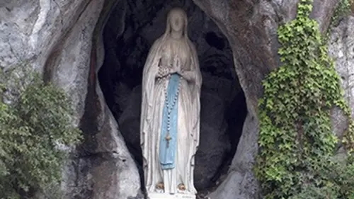 Le pèlerinage de Lourdes, tout un monde