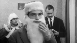 Le Père Noël a les yeux bleus