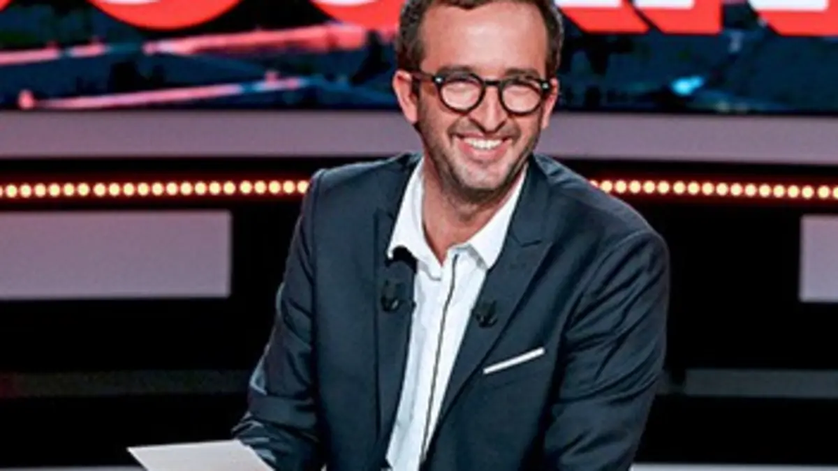Le petit journal Spéciale chroniqueurs politiques