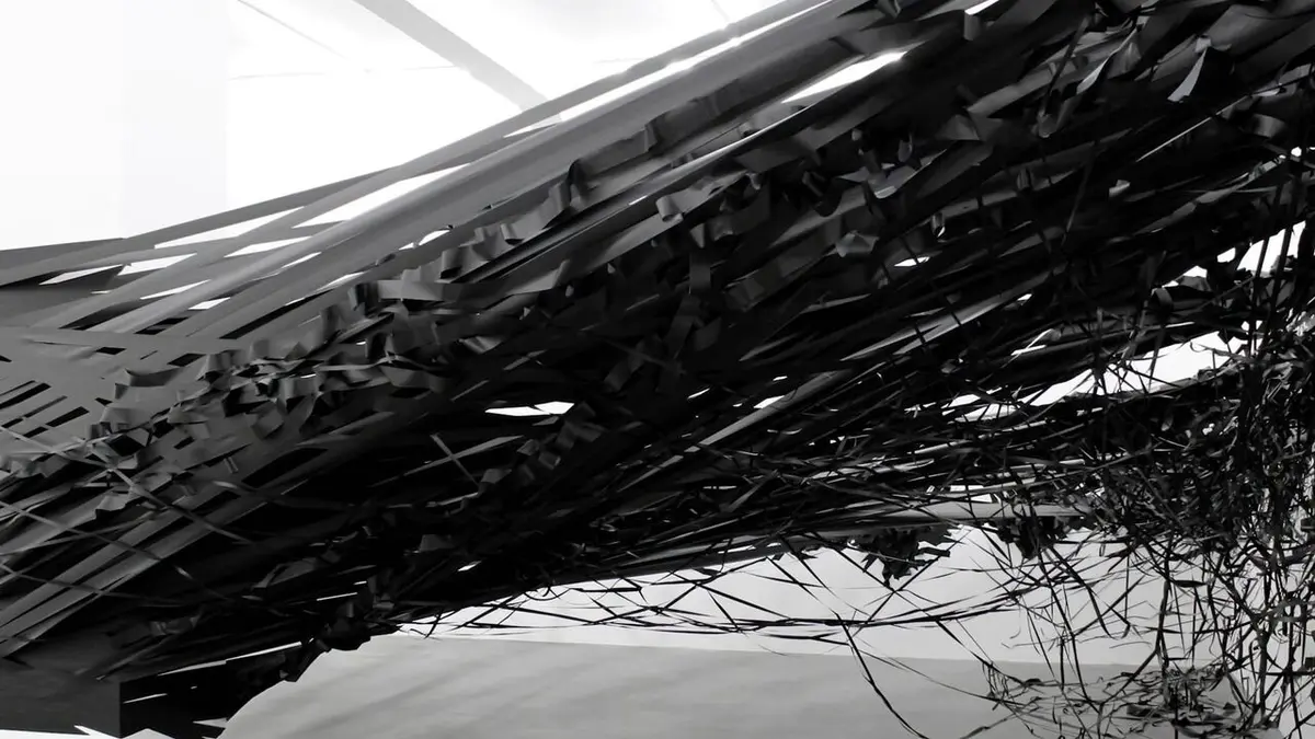 Le pétrole : l'art et la matière