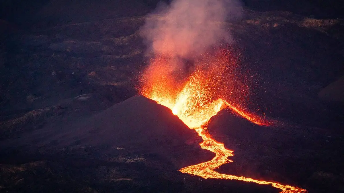 Le piton de la Fournaise : coeur battant de la Réunion